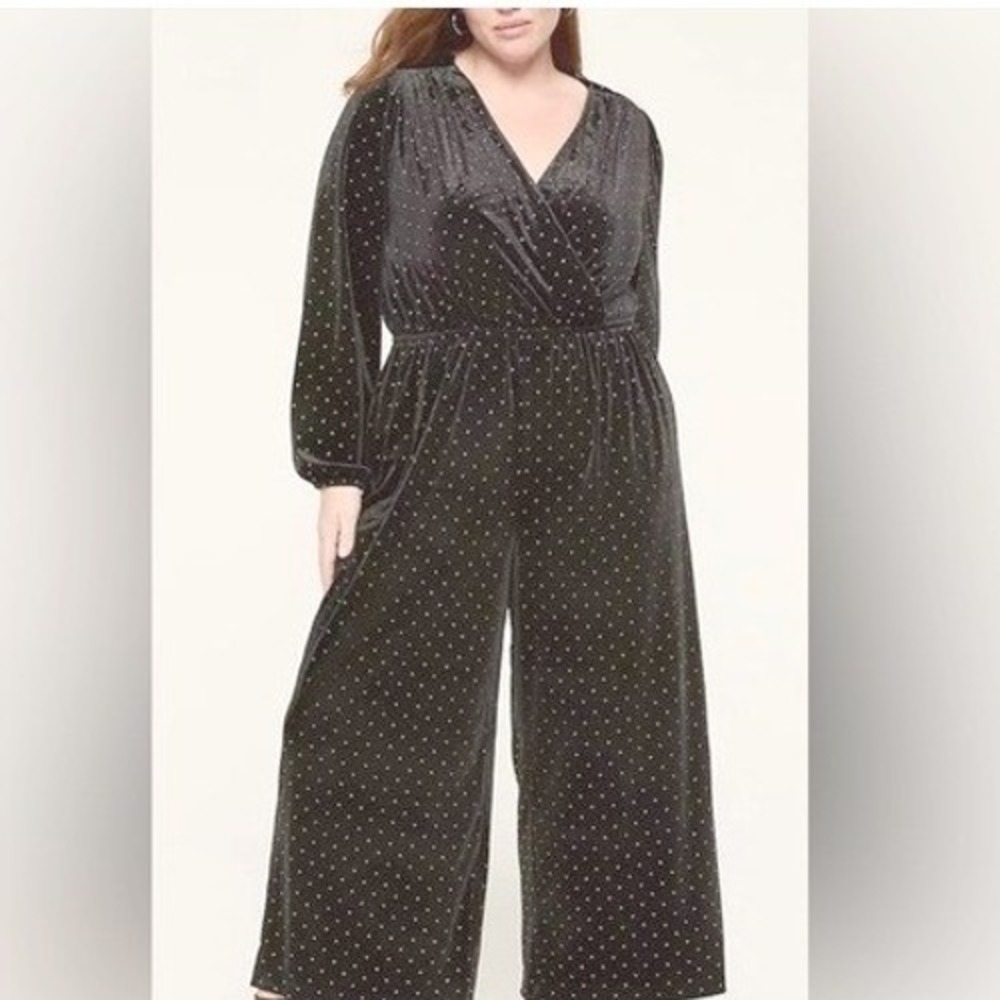 Lane Bryant Black Velvet Gold Stud Long Sleeve Jumpsuit Women's‎ Plus Size 18/20